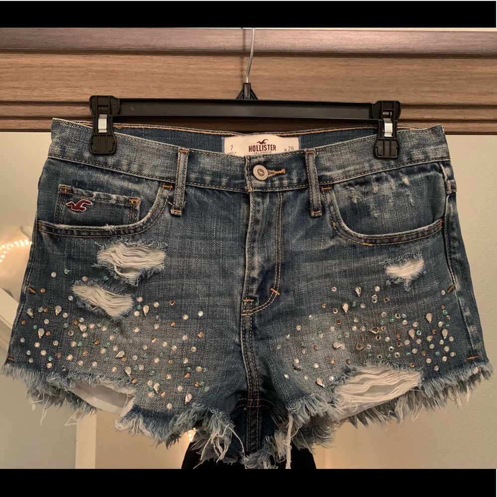 Glitzy short shorts